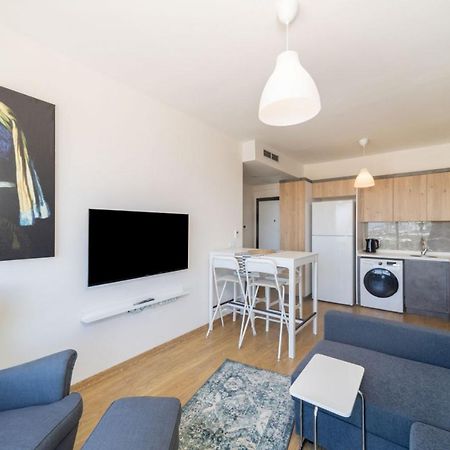 안탈리아 Pleasant Flat With Shared Pool In Kepez 아파트 외부 사진