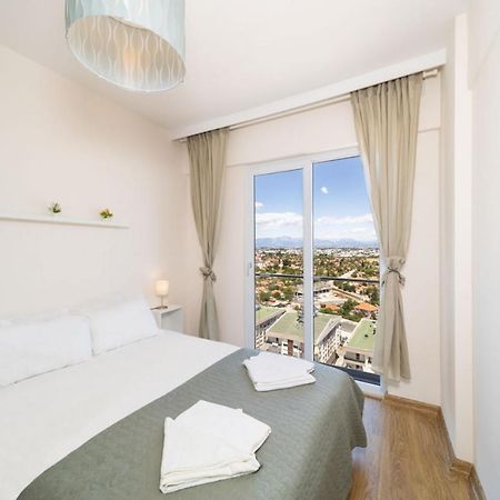 안탈리아 Pleasant Flat With Shared Pool In Kepez 아파트 외부 사진