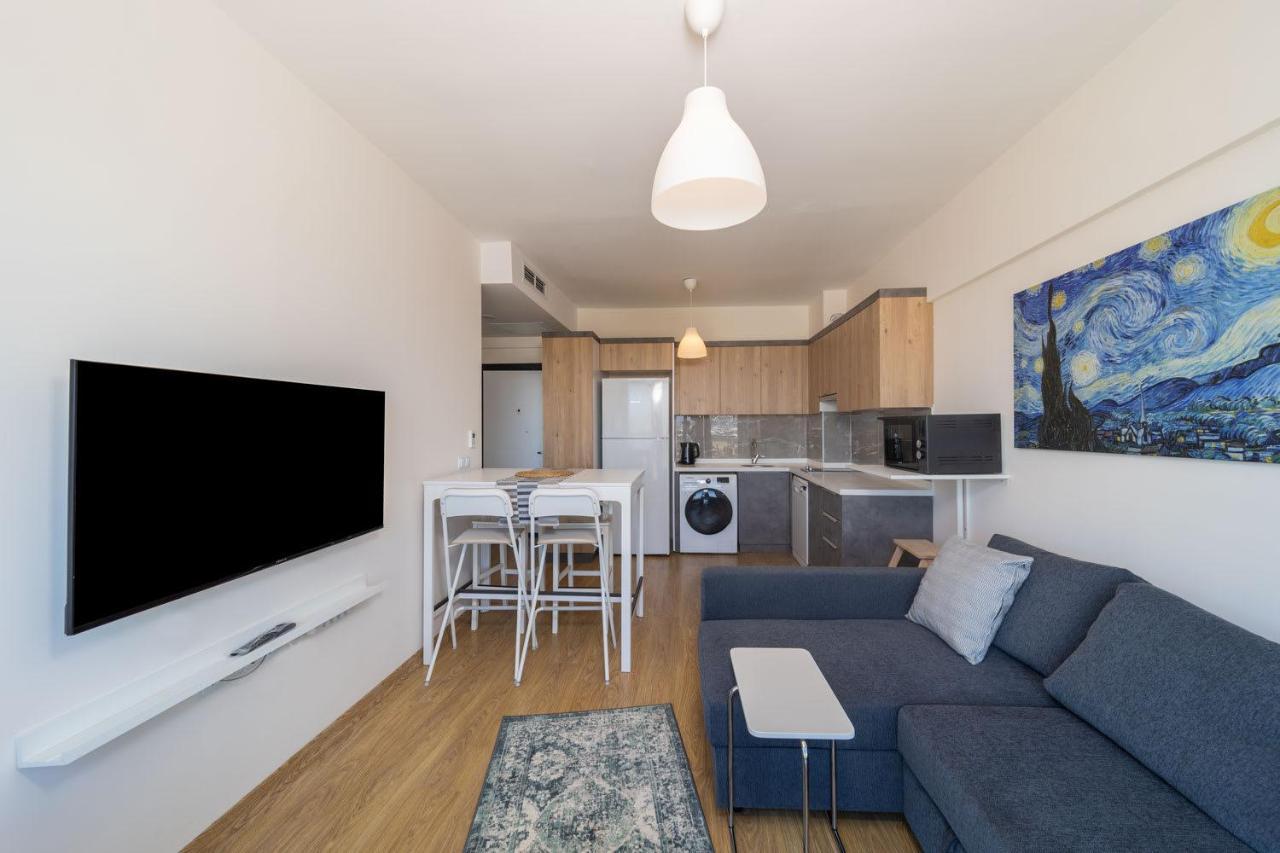 안탈리아 Pleasant Flat With Shared Pool In Kepez 아파트 외부 사진