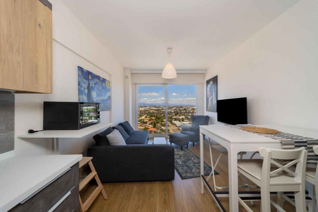 안탈리아 Pleasant Flat With Shared Pool In Kepez 아파트 외부 사진